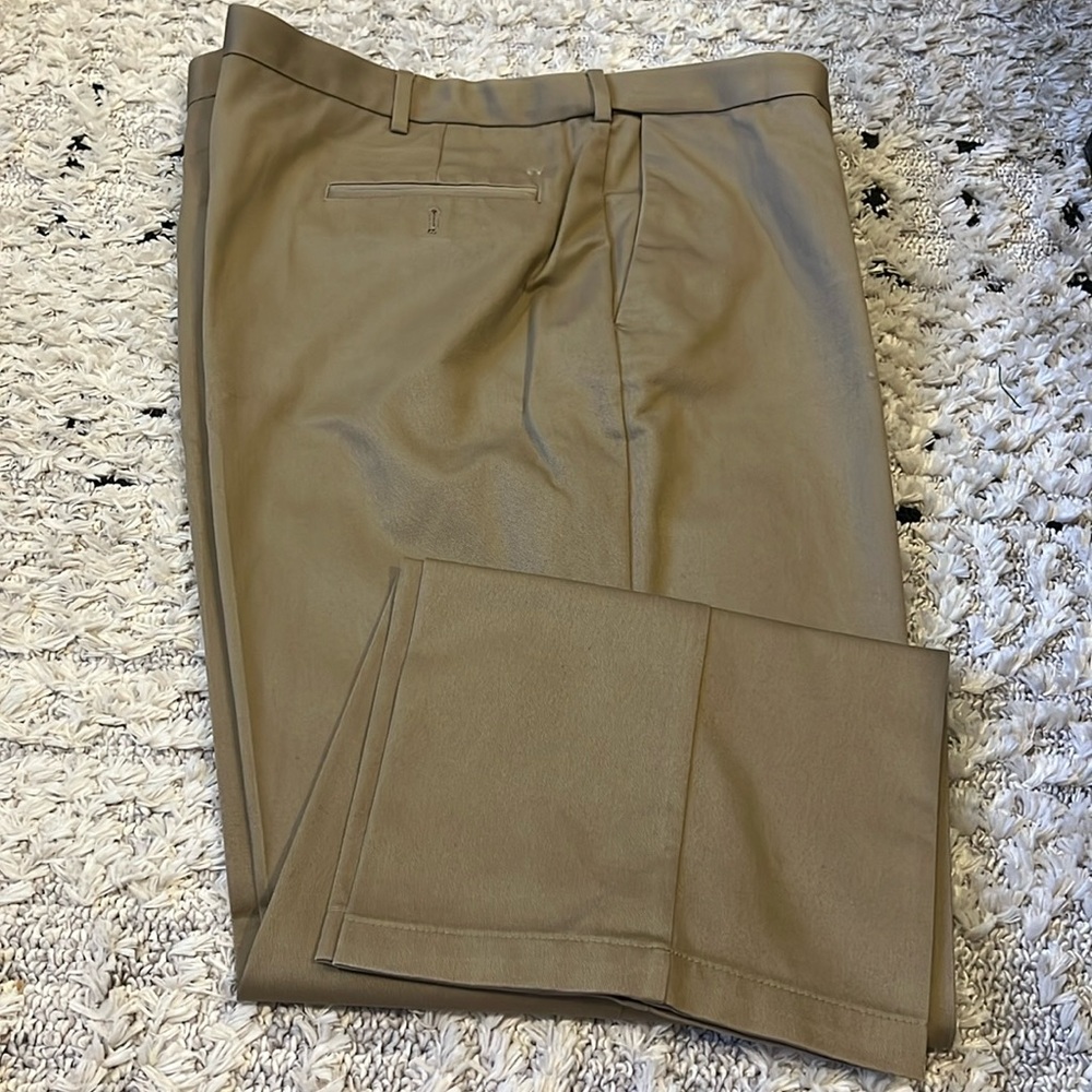 Hagger Khaki Pants